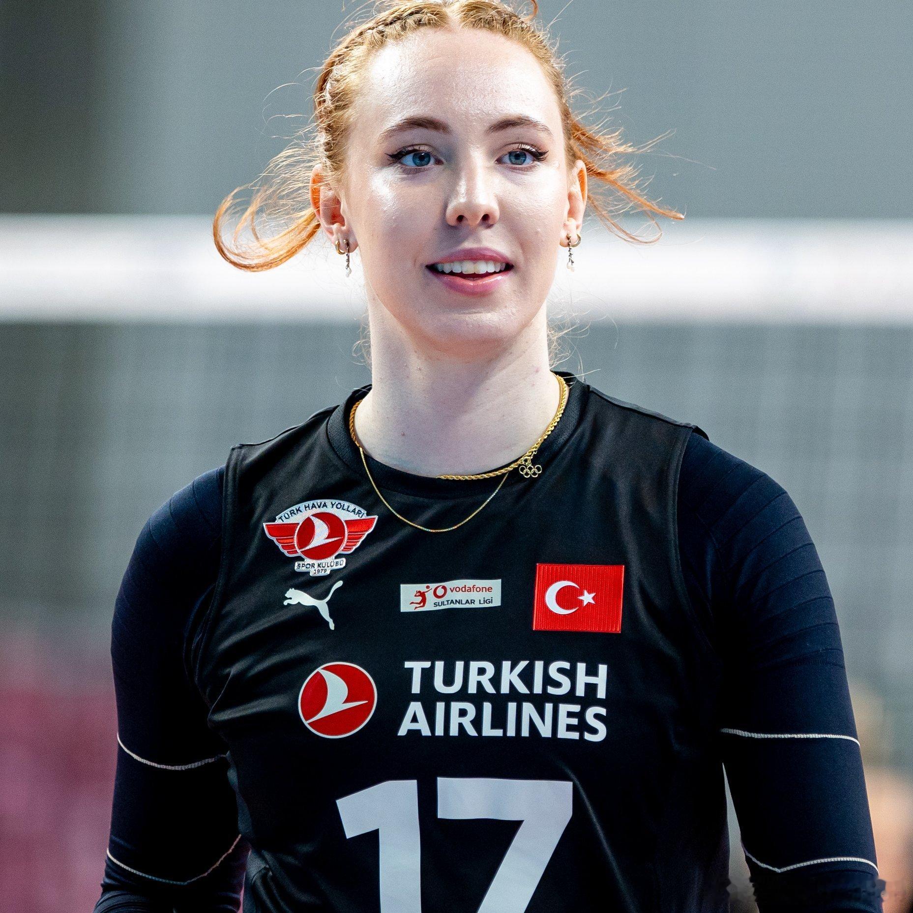 📌巴西国手茱莉亚·贝格曼将在本赛季结束后离开土耳其航空；四支巴西联赛球队对签