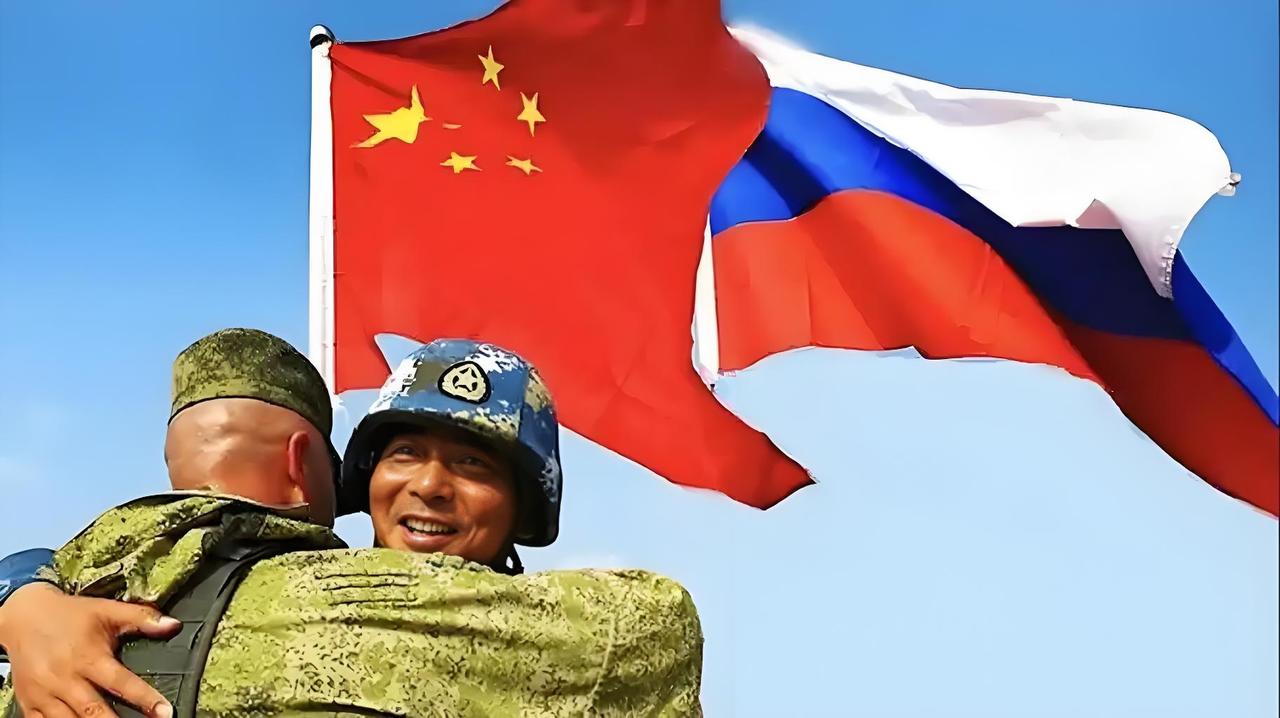 俄罗斯的死穴只有一个，就是中国，一旦中国稳固，俄罗斯的实力就难以被彻底击败。