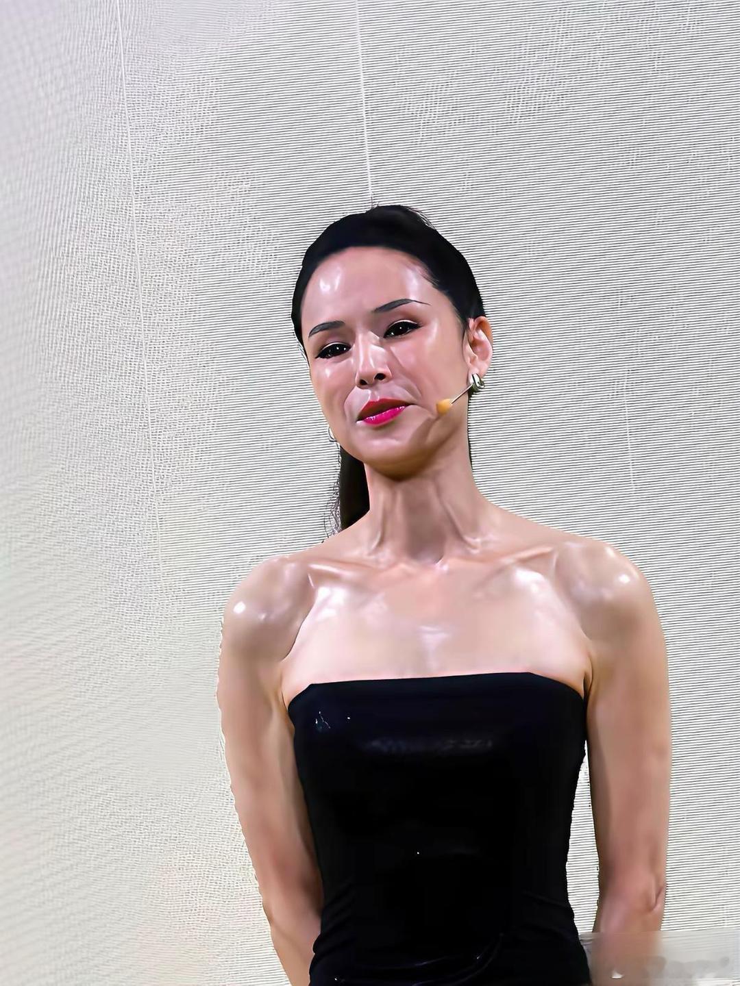 李若彤，求你别再练了！再练下去，真的没什么美感了。