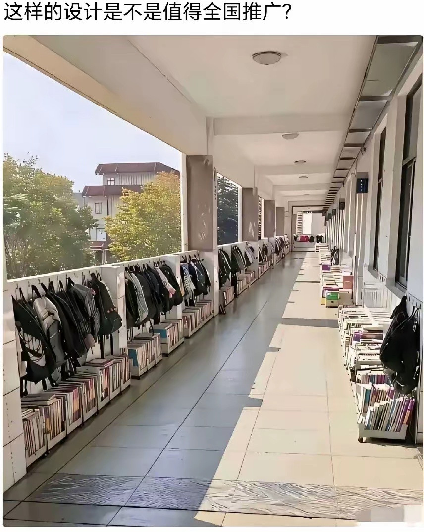 不建议，拿书不方便就不用说了，也做不到放的这么整齐。