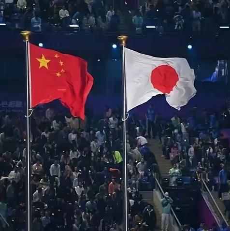 中国男子三大球队对日作战的五大傲人纪录1、中国男篮88年亚洲杯不败神话自