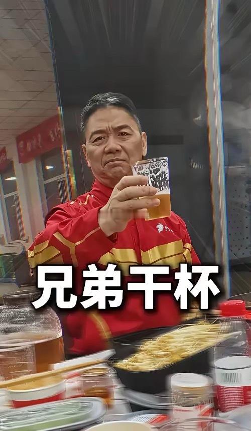 不查不知道，拼多多一季度赚147亿，比京东多40亿；可它只雇2万人，利润