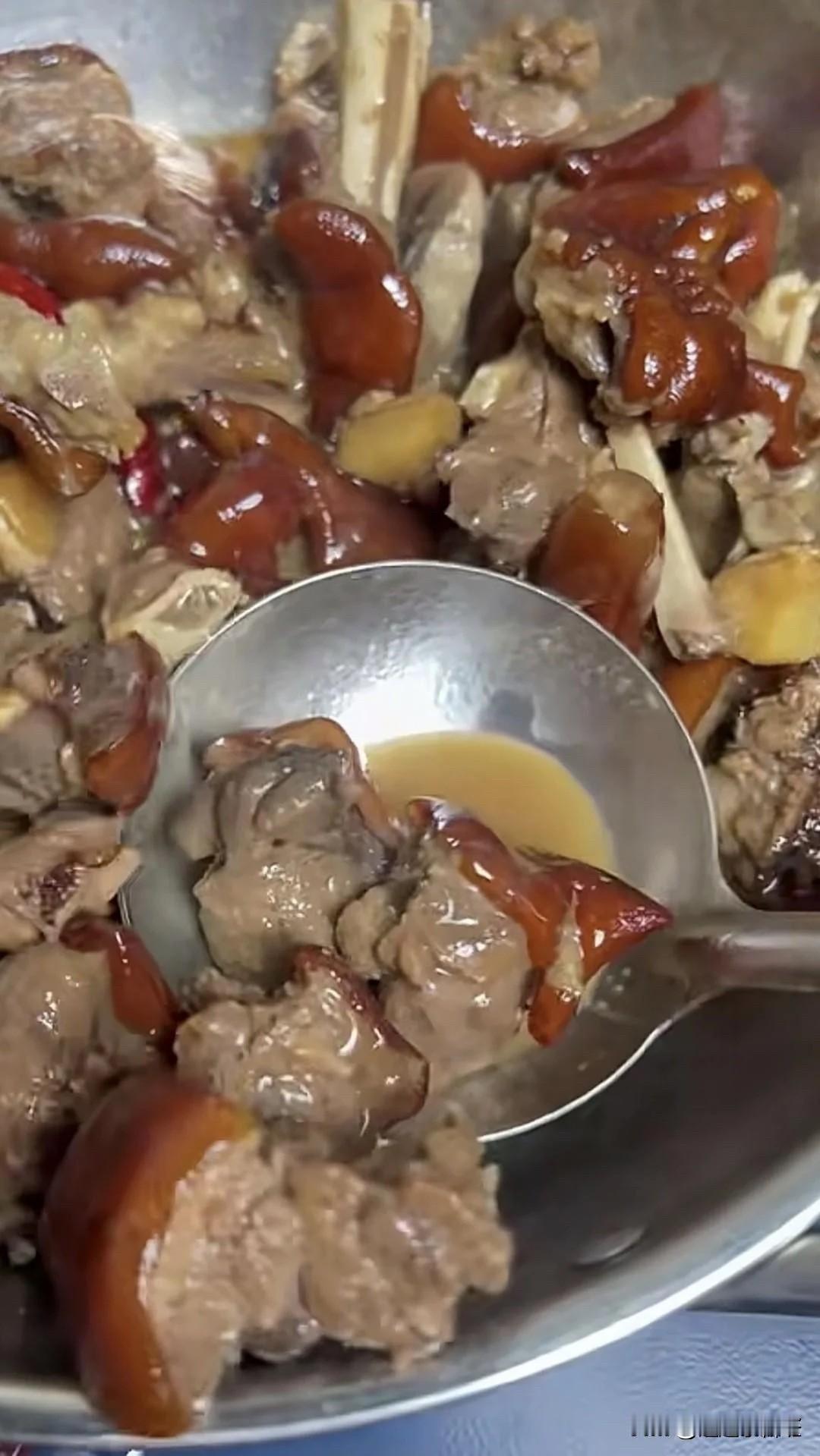 被这道菜馋哭了，求吃货们赐一个霸气的菜名