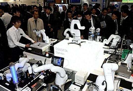 碳纤维、传感器、五轴机床……日本确实攥着一手好牌，可这手牌打出了多少胜局？日本华