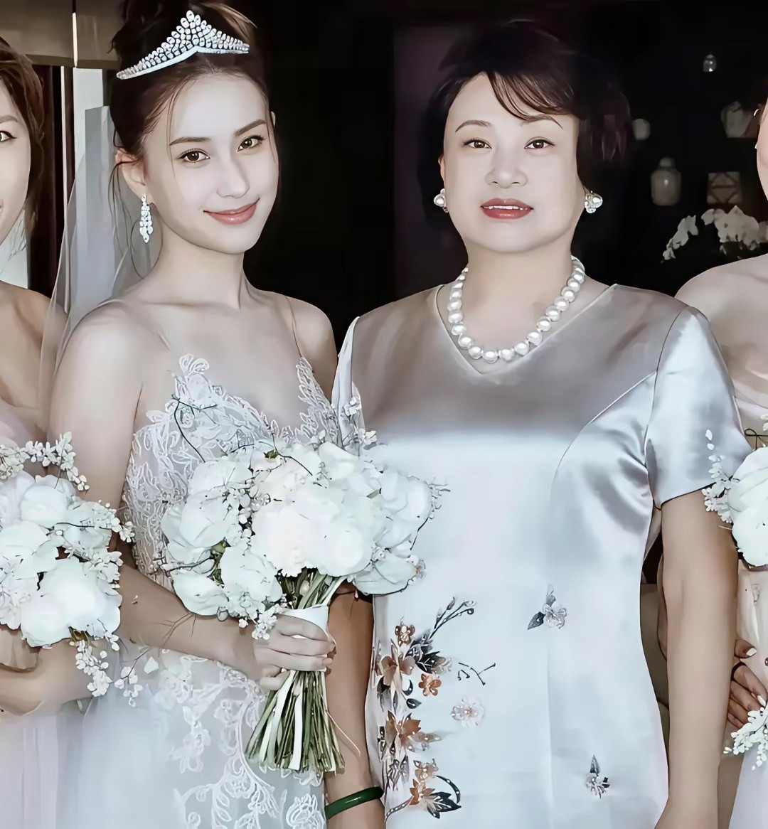 赌王分家，三房闭嘴拿走50亿。她一分没争，澳博股份15。8%直接落袋，市值50亿