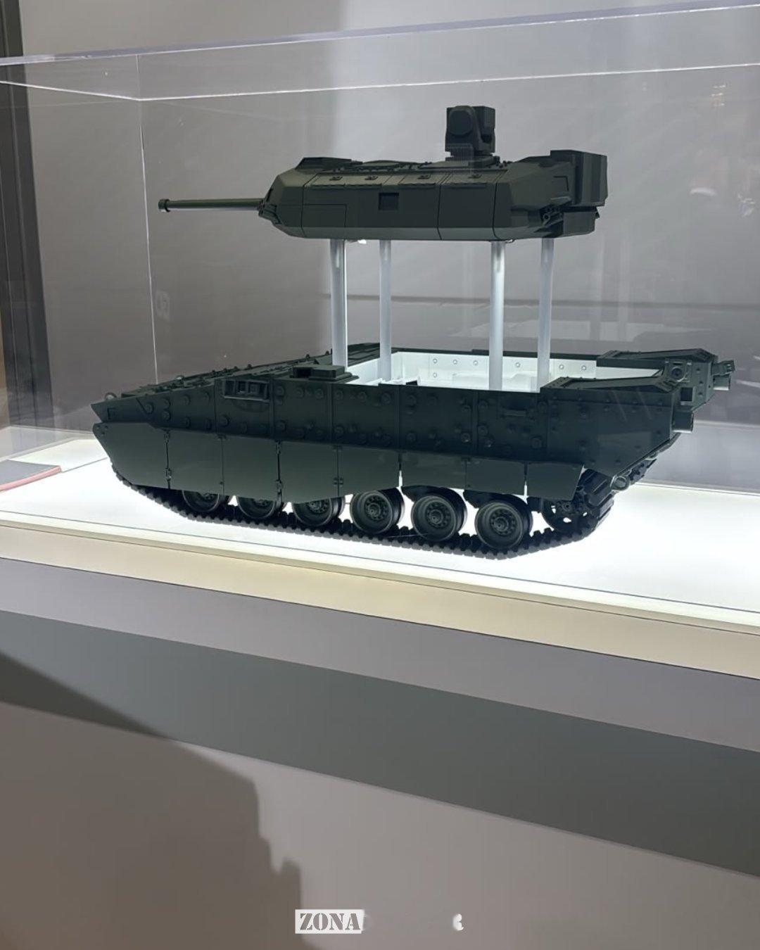 美国通用动力地面系统(GDLS)公司的XM30“狼”步兵战车效果图和模型，GDL