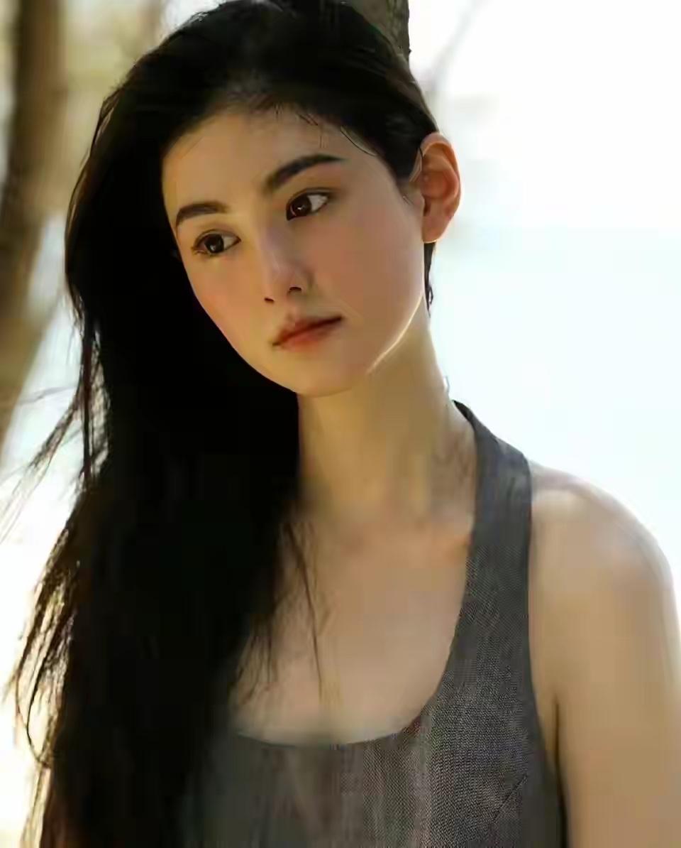 不得不说，演员韩沛颖要颜值有颜值，要演技有演技韩沛颖1999年出生于安徽合肥