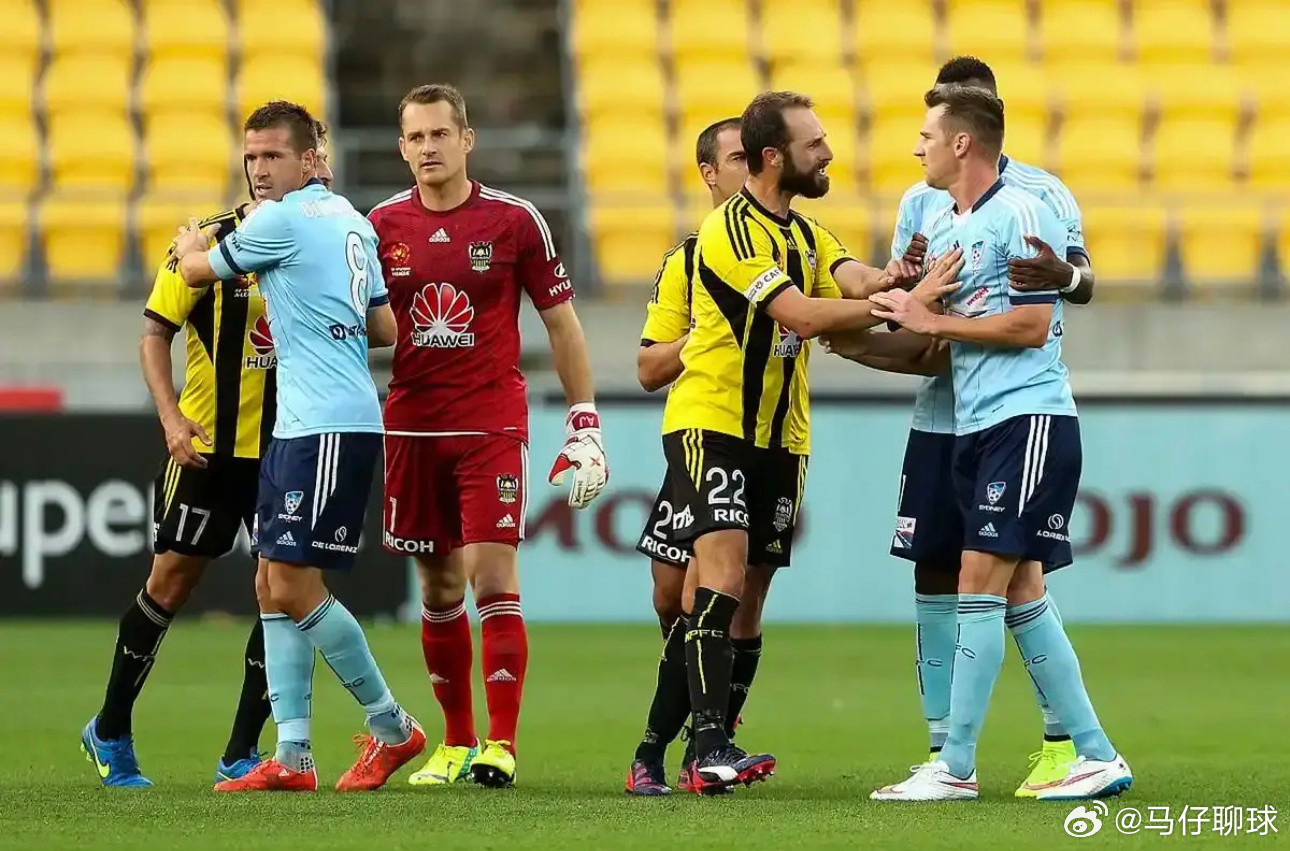 002阿德莱德联vs惠灵顿凤凰推荐：让负比分：1-1,1-2解析：目前在澳超联赛
