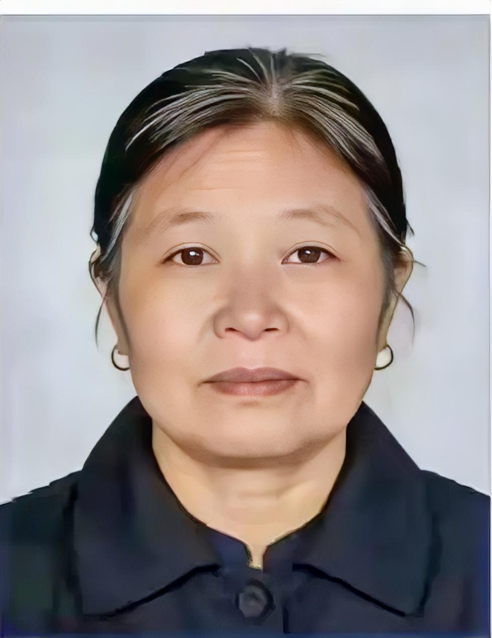 看到“梅姨”的这张脸，才懂最可怕的恶人，从不是穷凶极恶之相，而是一张“普通人