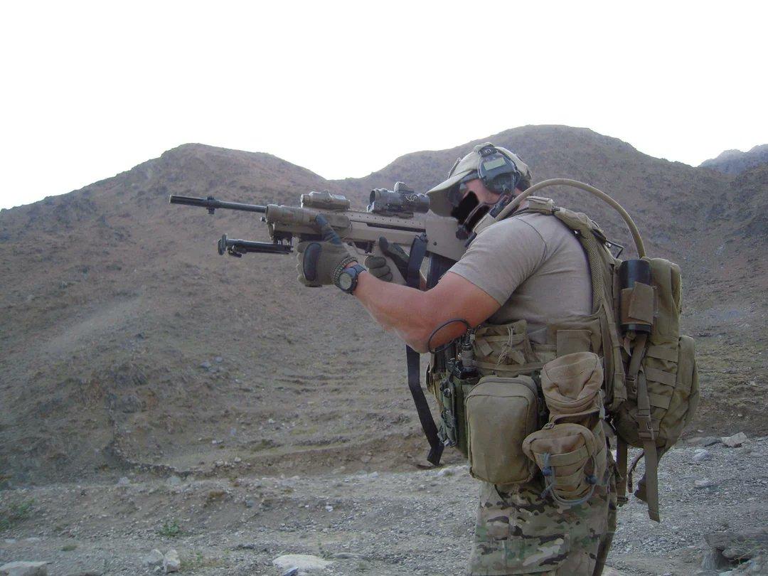 “美国特种部队测试无托式M14步枪确实有点奇怪，但最终我们也理解了为什么它只是测