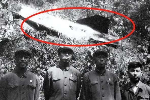 2010年，一架奇特的飞机残骸突然在中国航空博物馆展出，并迅速引起轰动，美军惊讶
