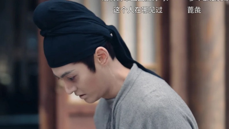 脸皮是缝上去的好细节啊！就是不知道是从兄弟哪个的脸上扒下来的！这个细节真的惊到我