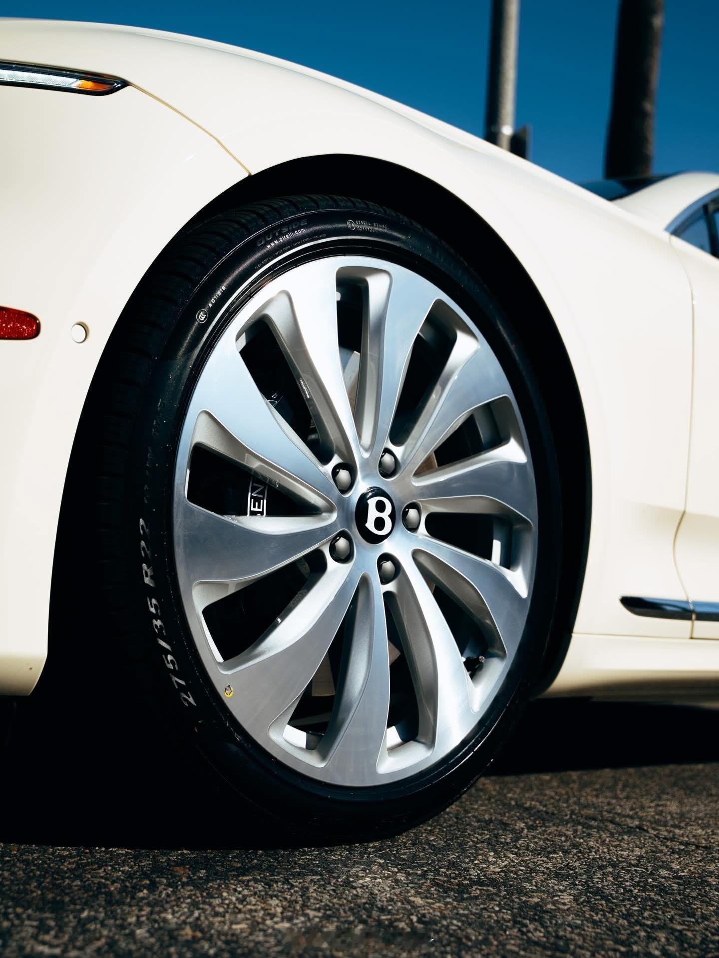 🤍🤍🤍2026款宾利欧陆GTC🤍🖤🤍