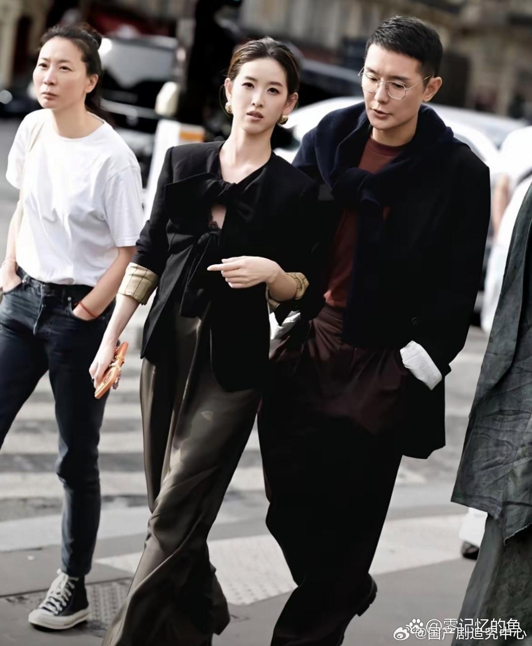 章泽天越来越美了。