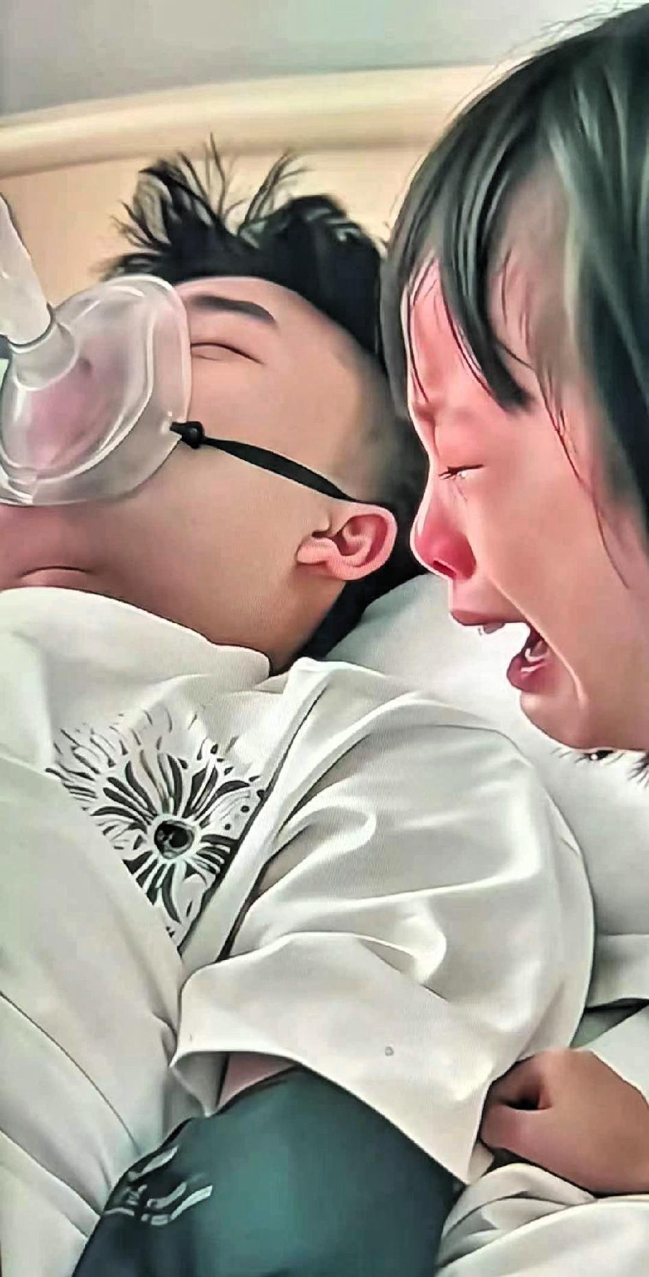 催人泪下！哥哥病危奄奄一息，剩余的时日已经不多了，向妈妈最后提出想见一眼分开的妹