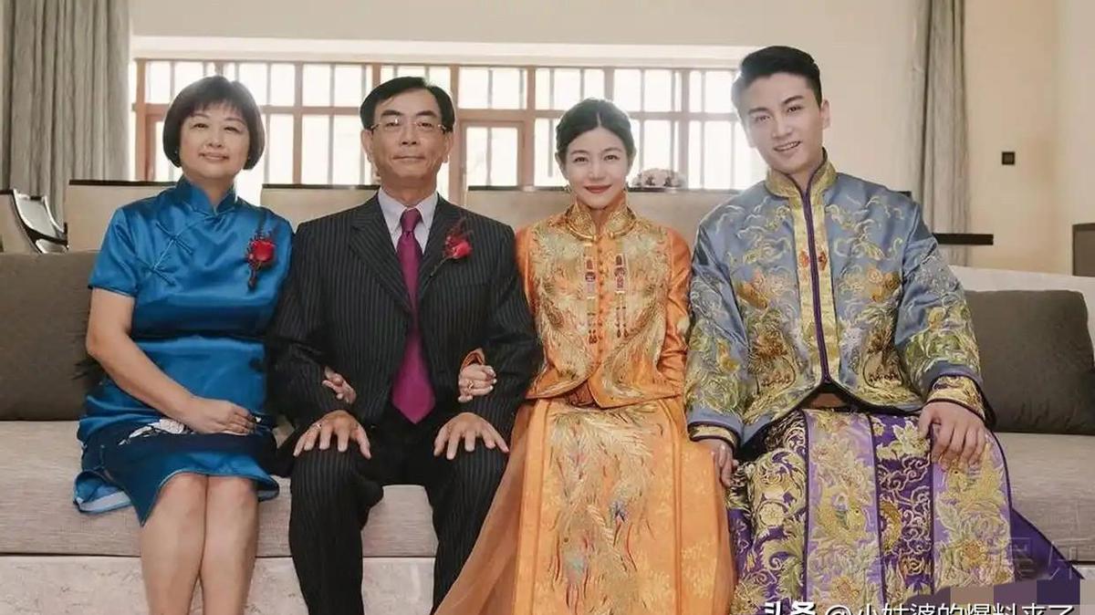 陈晓没去前岳父葬礼，恰恰证明他是对的。不是冷血，而是他掀开了中国式人情社会里，