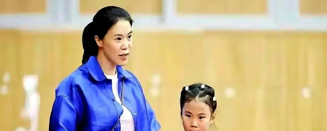 他靠“野路子”，赢了国少队选拔。教练说他动作不标准，却杀入了全国八强。王楠