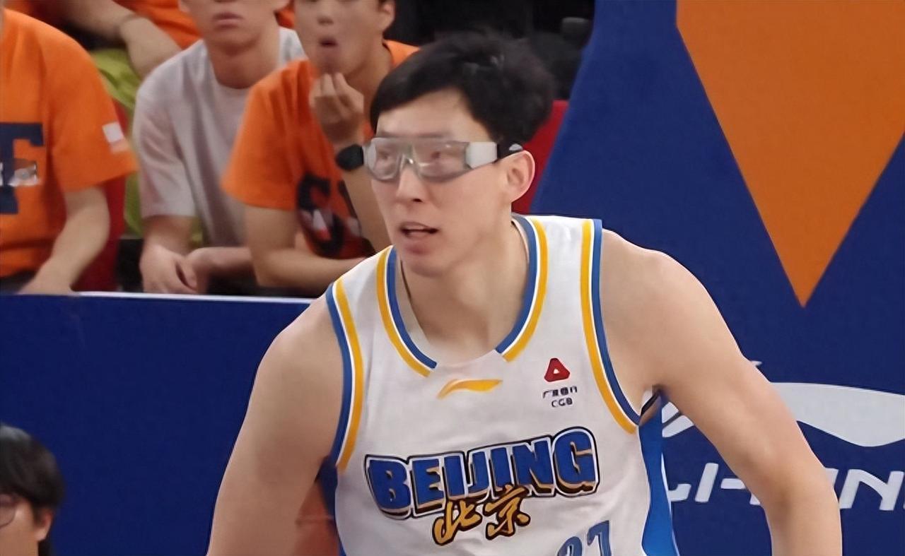 北京惜败上海，周琦说得再多，落到场上其实就是一句前面坑挖太大，后面追得再凶也不