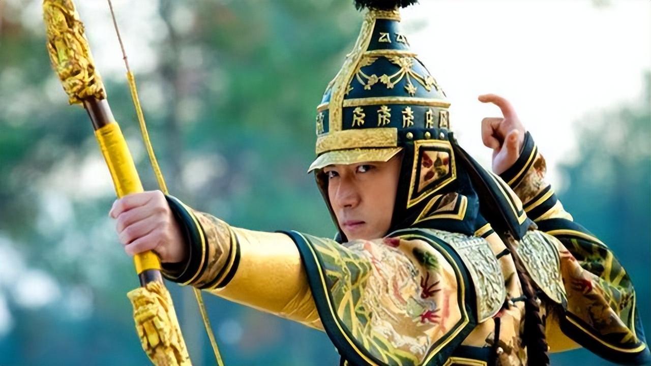 清初八大铁帽子王，为什么有两个郡王？是功绩不够还是出身不行？这个问题，如果