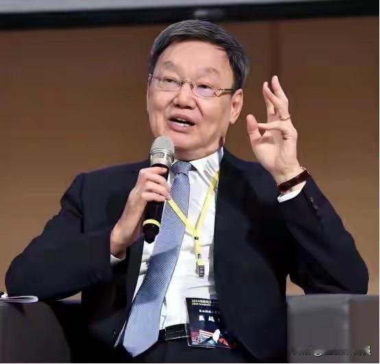 “九二共识”创词人苏起昨天（17日）表示，本月中美高峰会议题应主要聚焦中美双边问