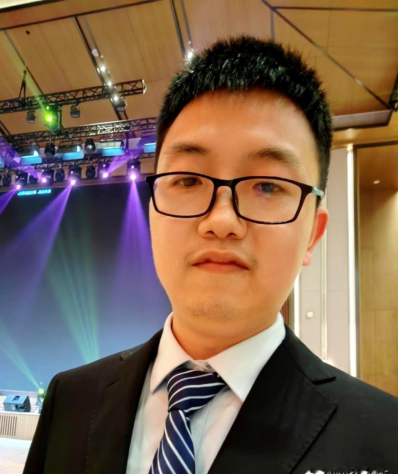 36岁，90年出生，属马。看到这类自述时，总会让人心里一紧：5年婚姻走到尽头，