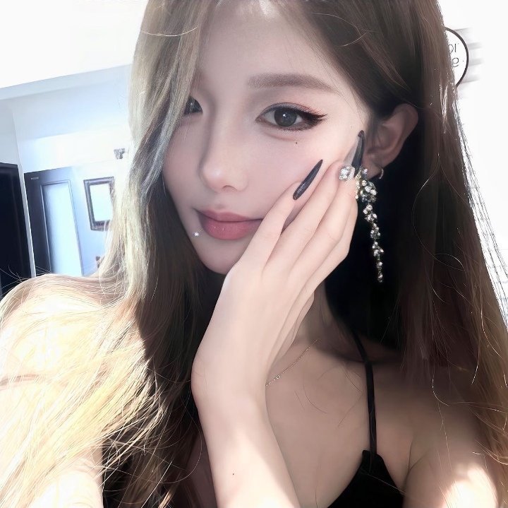 𝙒𝙚𝘾𝙝𝙖𝙩丨女头丨高清女头丨优质头像丨绝美女生头像丨气质