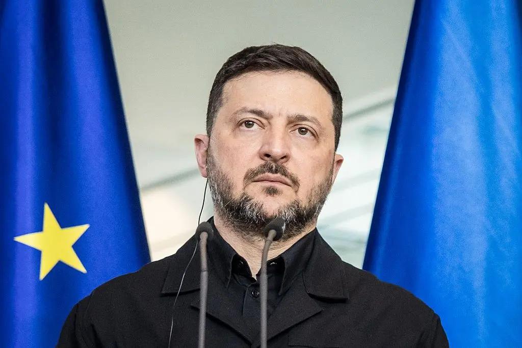 以色列胆敢无视乌克兰，泽连斯基震怒，宣布起草制裁。据乌媒消息，在基辅已经严令不得