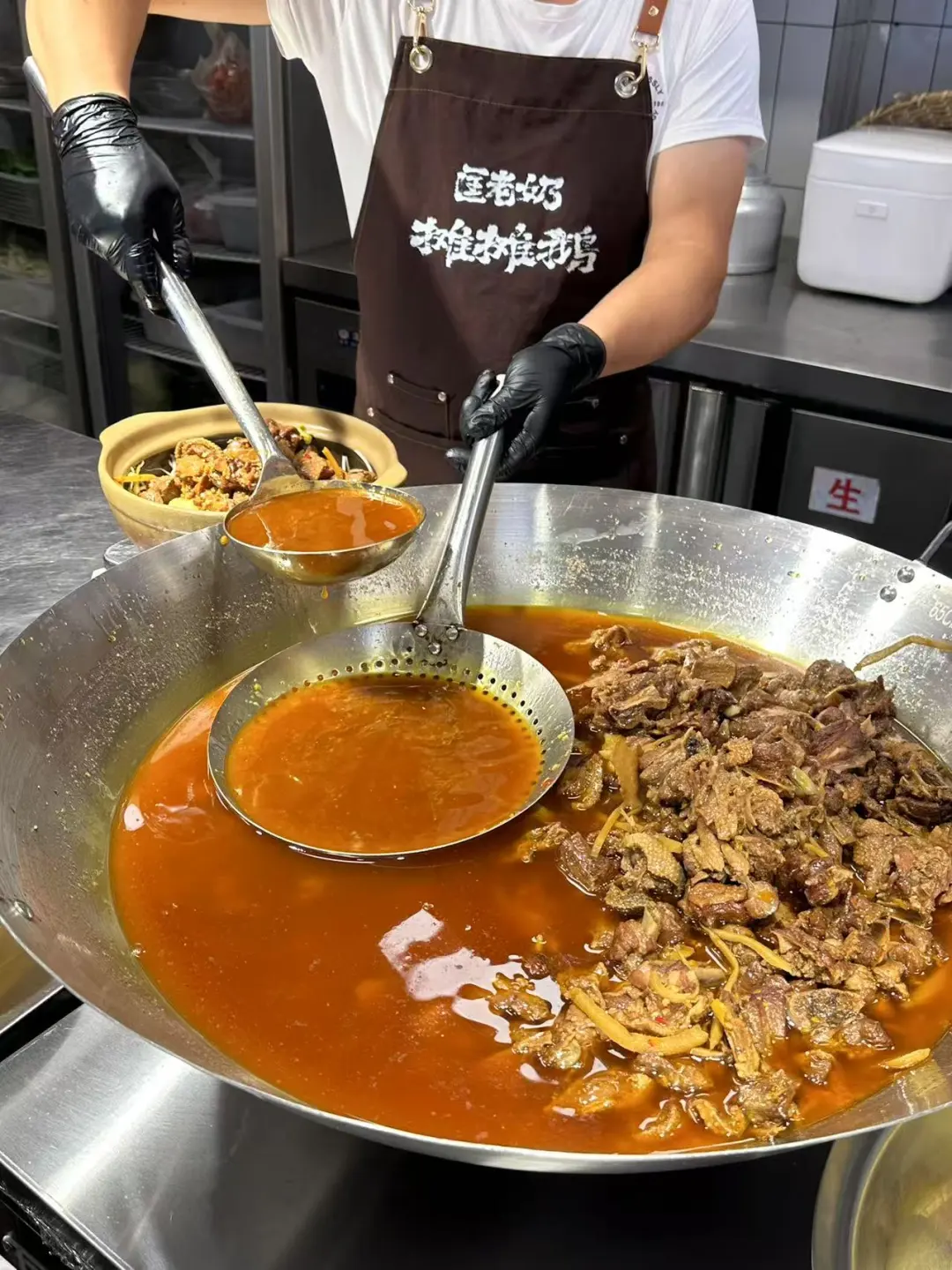 街边性价比美食！！人均30+吃大鹅！！