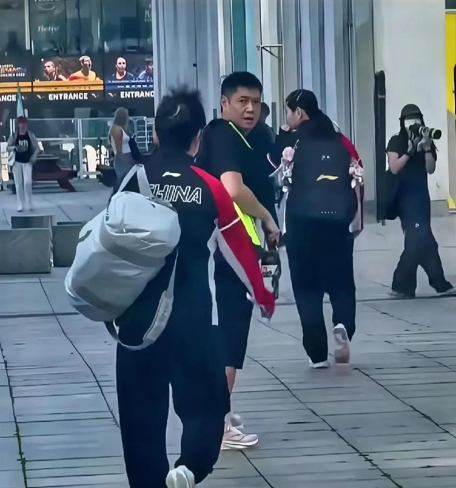 瑞典大满贯，又见莎莎三人组合，这才是最踏实的感觉。瑞典大满贯上训第一天，
