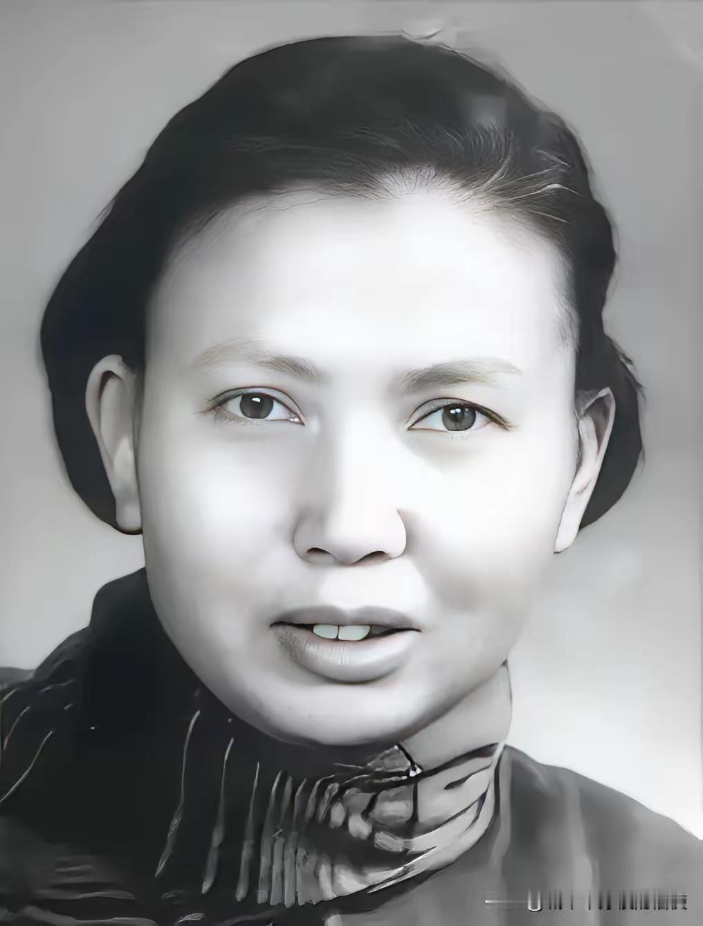 1941年，21岁的女战士莫林被活埋前，敌人竟突然问：“你认识莫林吗？”，莫林一