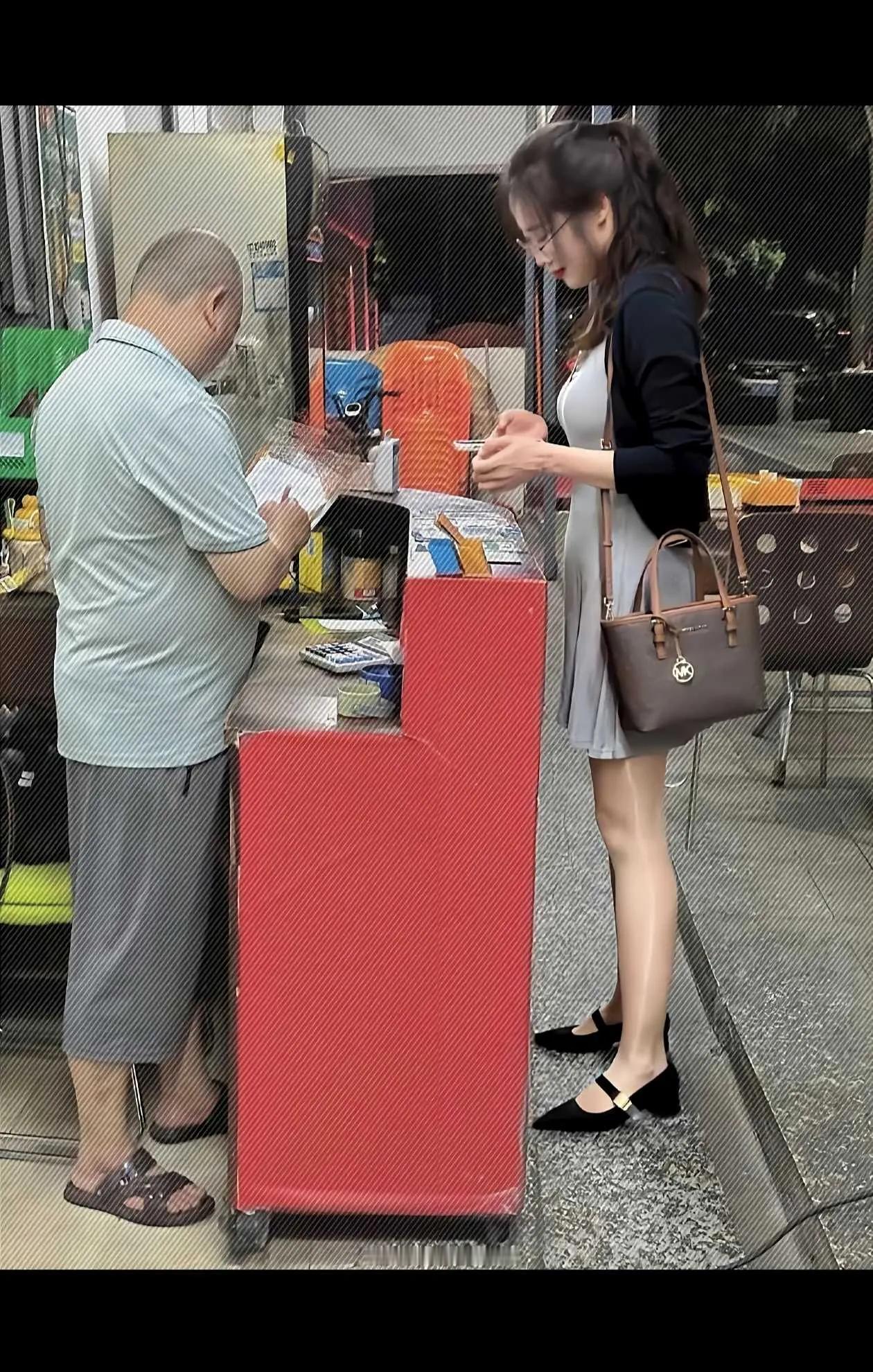 人妻哎，这“味道”太冲了。