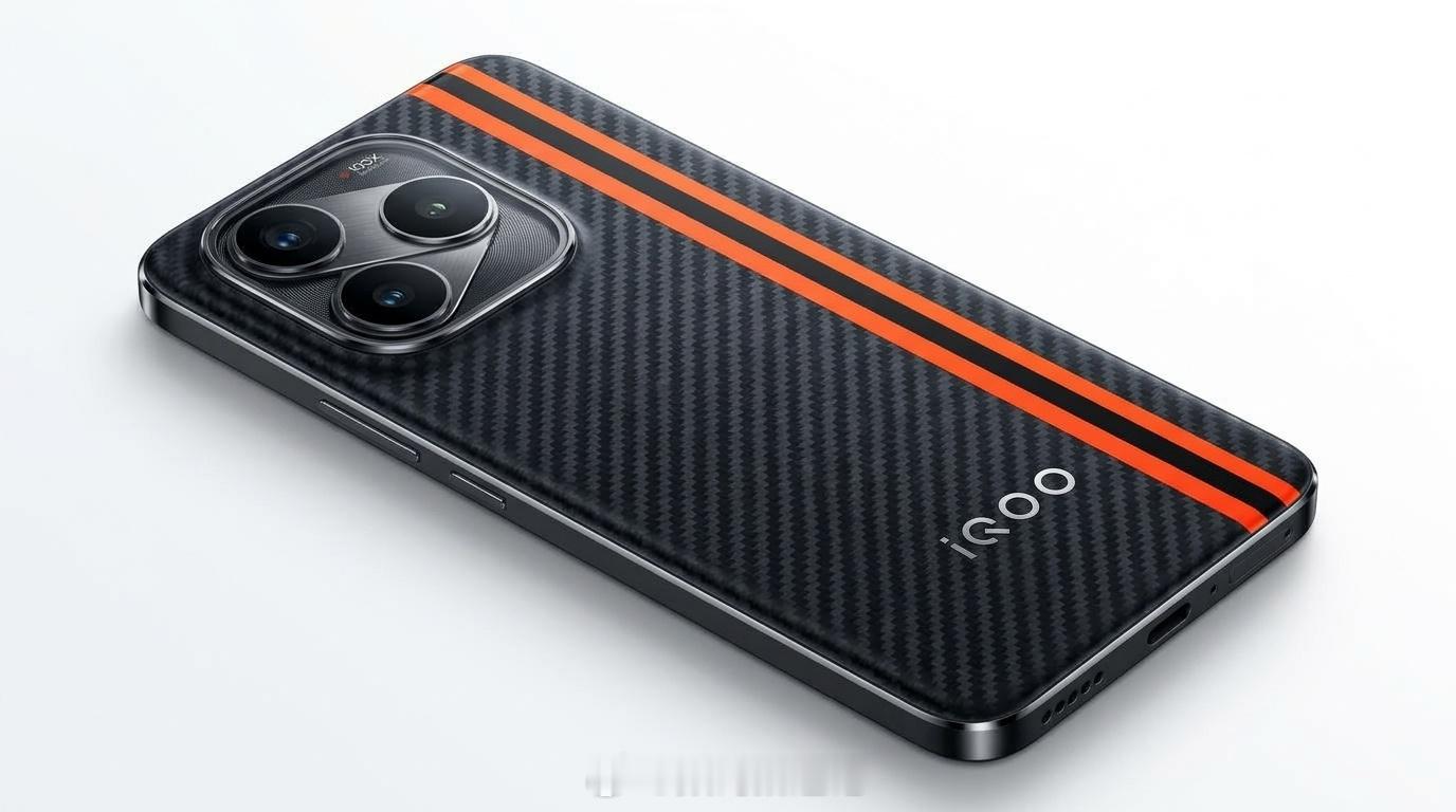 iQOO16iqoo官方在公布屏幕参数时，给出了比较详细的调光策略。iQOO1