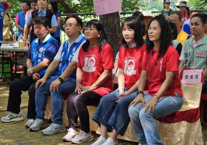 魏平政主动握手遭谢衣鳯无视国民党彰化县长候选人魏平政昨天（20日）和立委