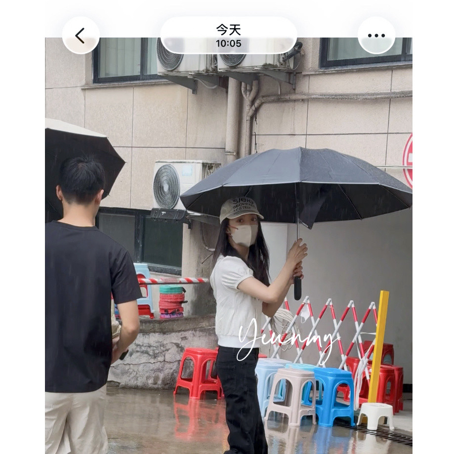 完了完了新剧在盛豪出妆不要啊啊啊啊啊希望只是拍海报在这横店那么多酒店干嘛一定