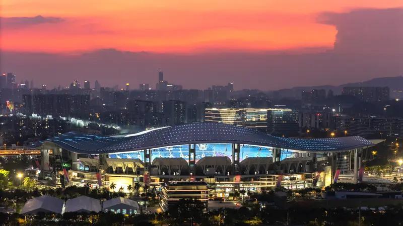 2025年11月21日，第十五届全运会在广东深圳前海欢乐剧场闭幕。这么盛大的场合