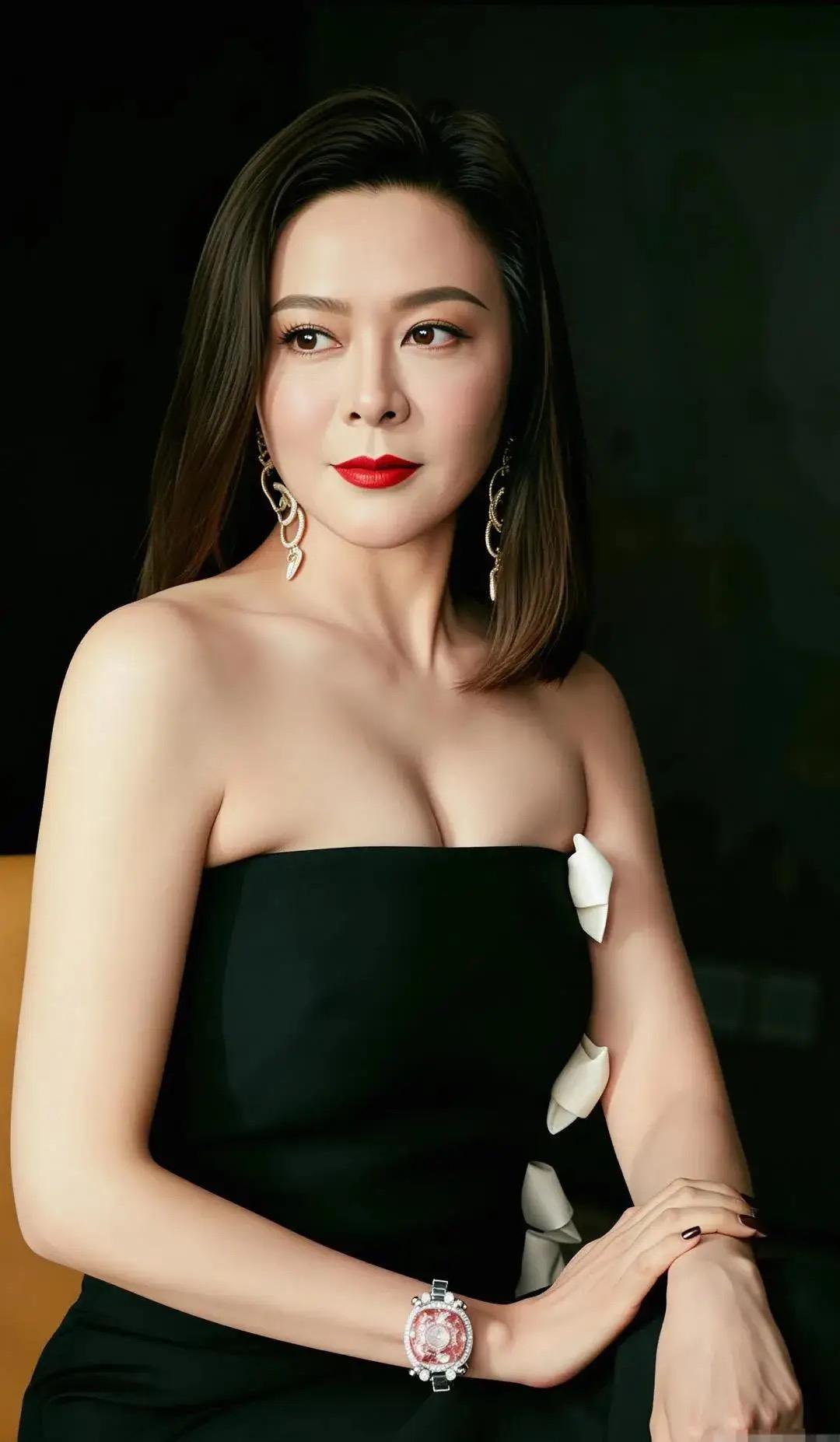爱情文学作家说：“如果男人经常给一个女人花钱，和这个女人的何时进入肉体关系是一个