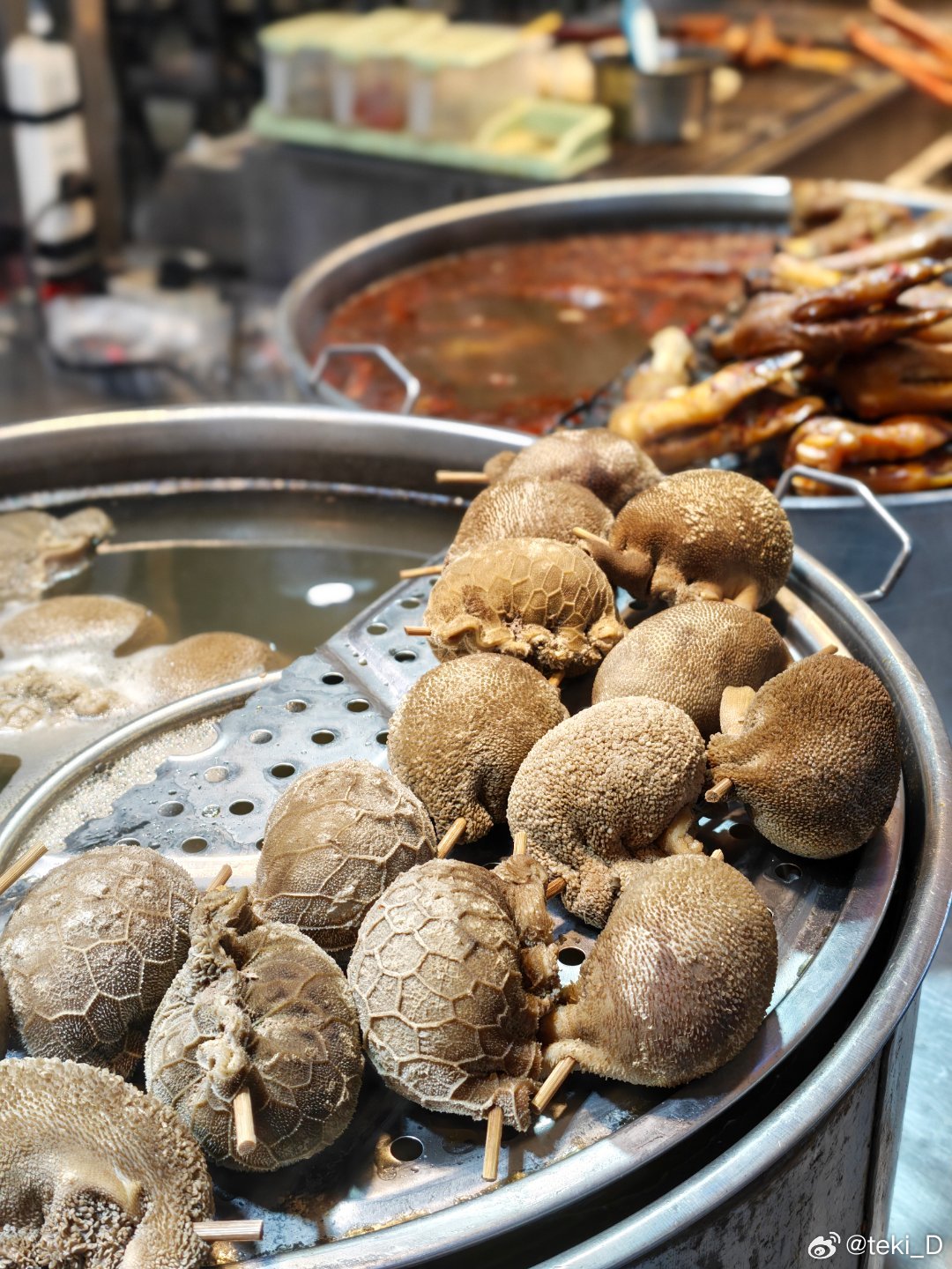 昨天吃了一整天馕，可算让我吃顿肉！和田新疆和田·和田夜市