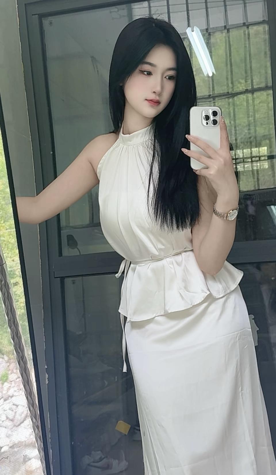 女孩子怎么穿搭既时尚又好看?