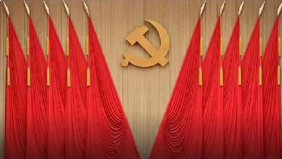 “统一”俩字刚写进公报，厦门台商协会的电话就被人打爆——原来真金白银的投票，比任