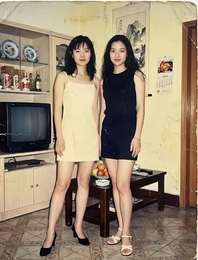 90年代的美女，自然美是真的经得住反复品。没有千篇一律的模板脸，每个人的辨识度都