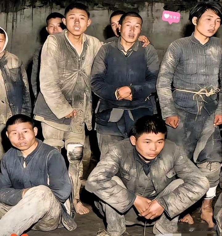 这张1948年上海江湾的老照片，看一次心痛一次！镜头里的游击纵队队员们不过二十出