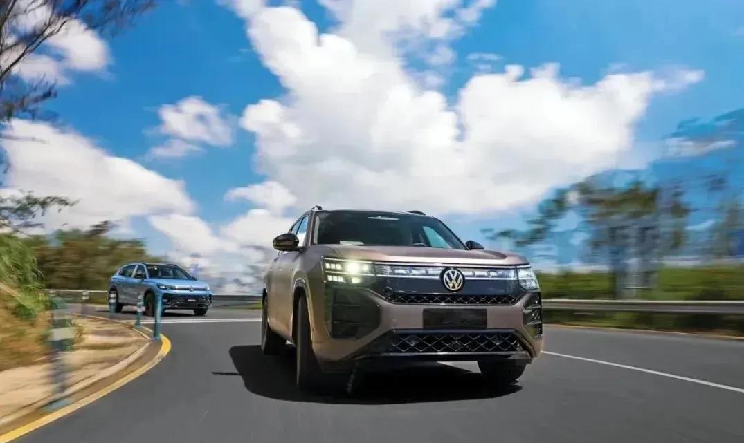 很好奇，2026款途昂Pro升级亮点到底有哪些？新增自主上下匝道、智能避障绕