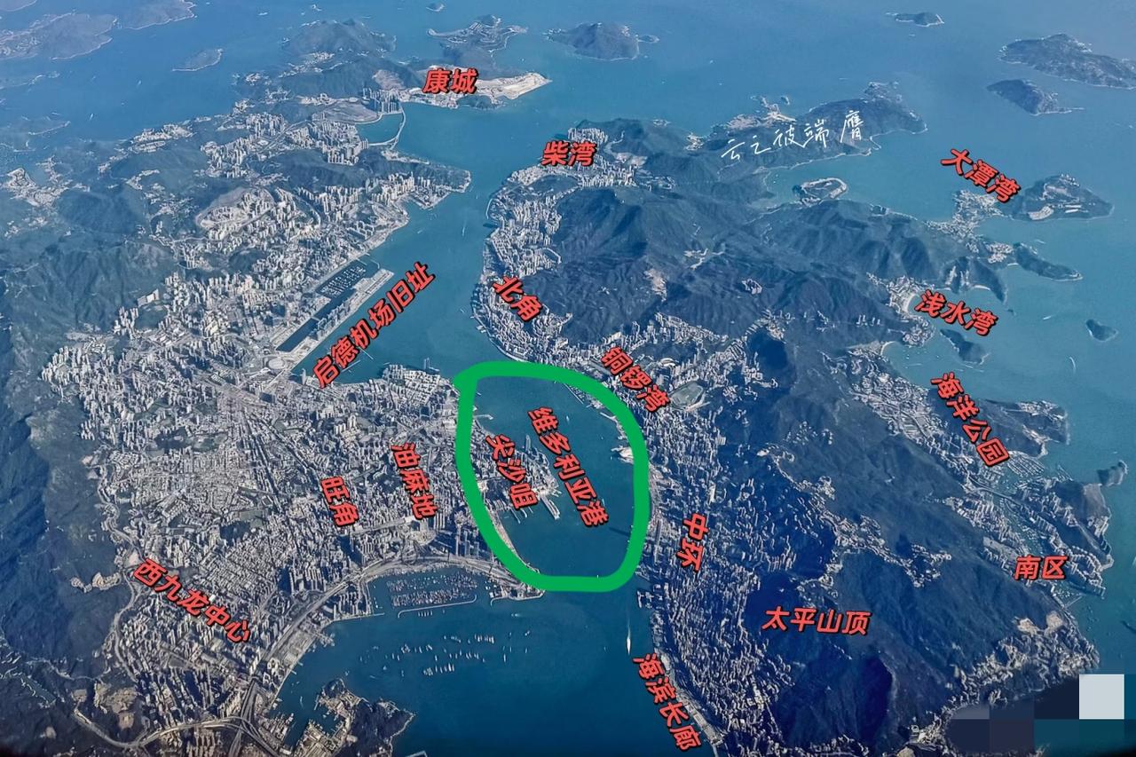 香港的维多利亚港，是不是变窄了[捂脸哭]九龙沿海肯定填海造地了，香港岛北部也有填