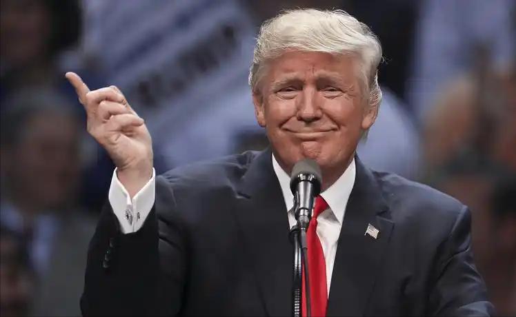 特朗普这下子是真的“腹背受敌”了.......面对各国的反制措施还没想到应对办