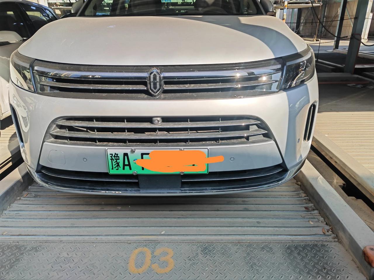 退休前换了车，准备退休后来一个自由自在不受时间约束旅行。去年退休己一年多了，也没