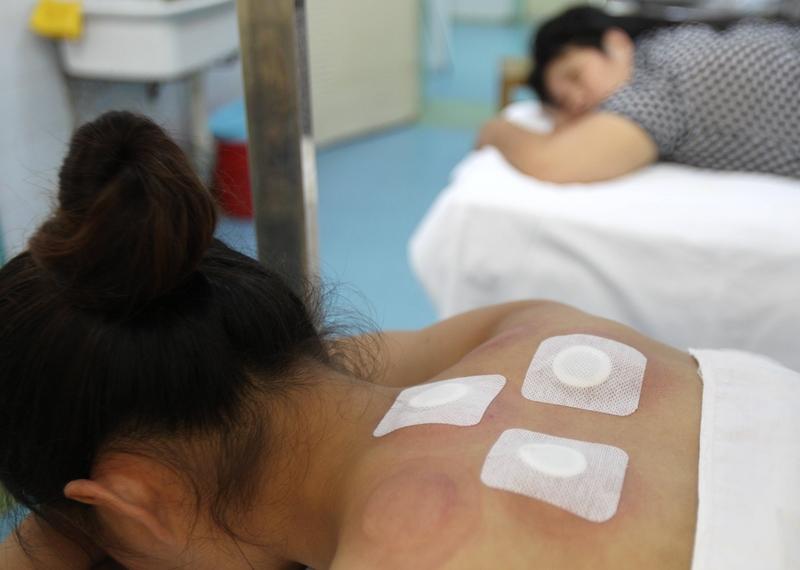 秋冬手脚冰凉总不好？原来错补了！补气才是关键一到秋冬就手脚冰凉，喝姜汤、贴暖