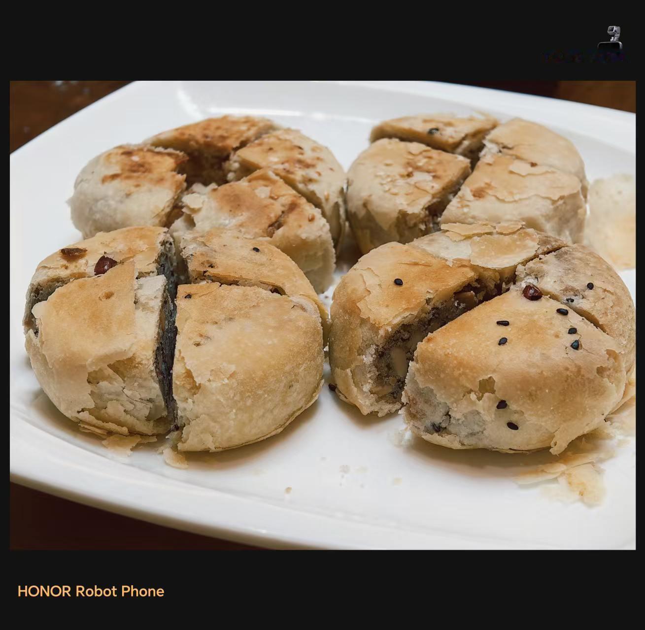 谈起月饼，我想到的：一块高糖现在大家都很注重养生，月饼逐渐成为了摆件[doge]昨天中秋节，我们去饭
