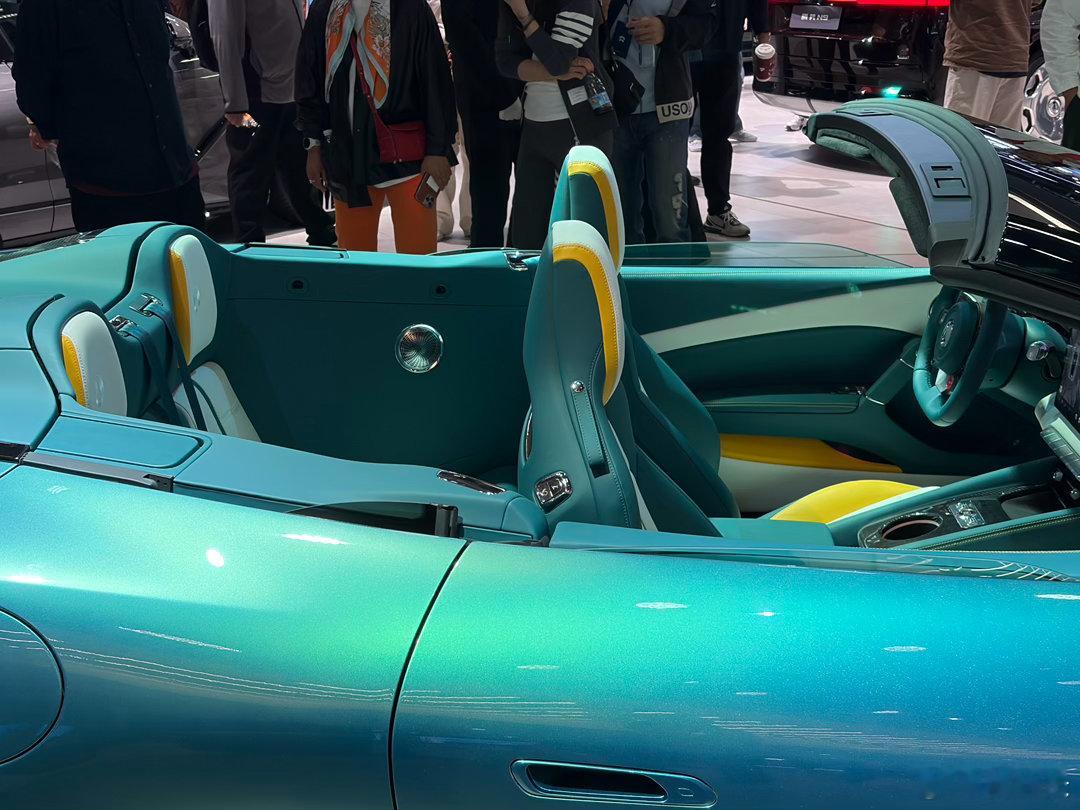 前门板我做了，后门板我忘了。就这样吧，我还要干别的去呢。