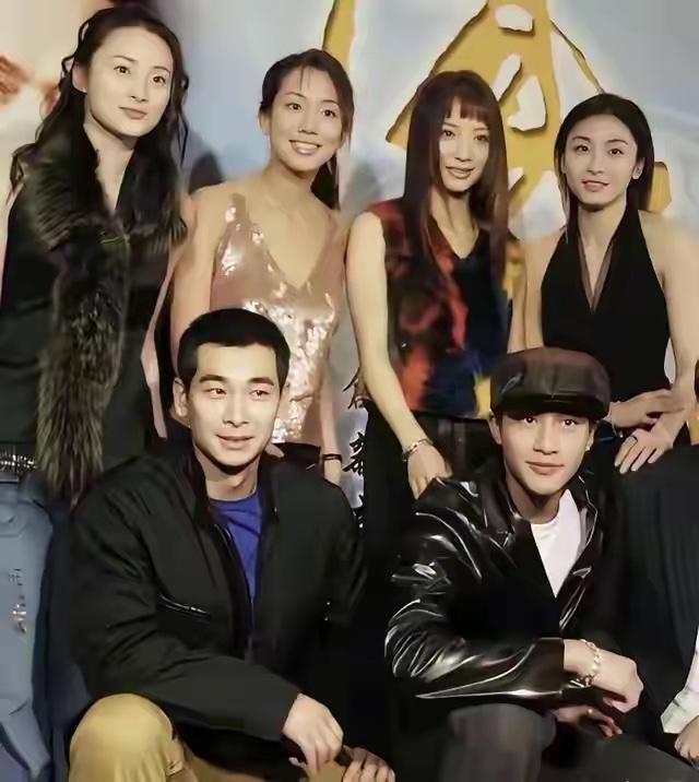 这几个大明星是谁？有人认识吗？如果你认识三个，我估计，都已经古来稀了吧，不信你试