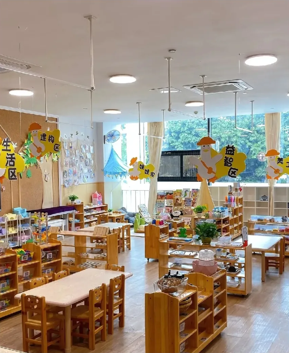 民办幼儿园“逆势爆满”背后的教育焦虑：免费政策为何反成“劝退令”？不是因为环